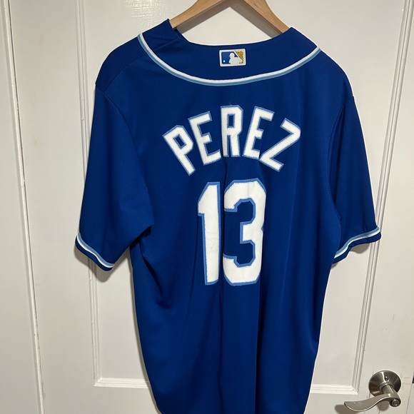 KC Royals Perez Men’s Jersey size Large - Picture 2 of 3